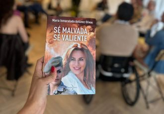 María Inmaculada Antunez - Conferenciante Comandante